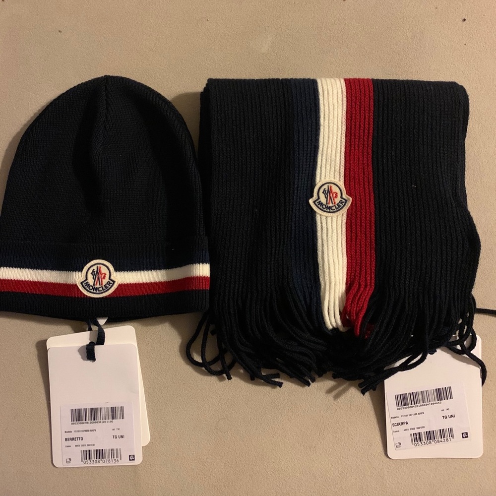 Moncler hat and scarf